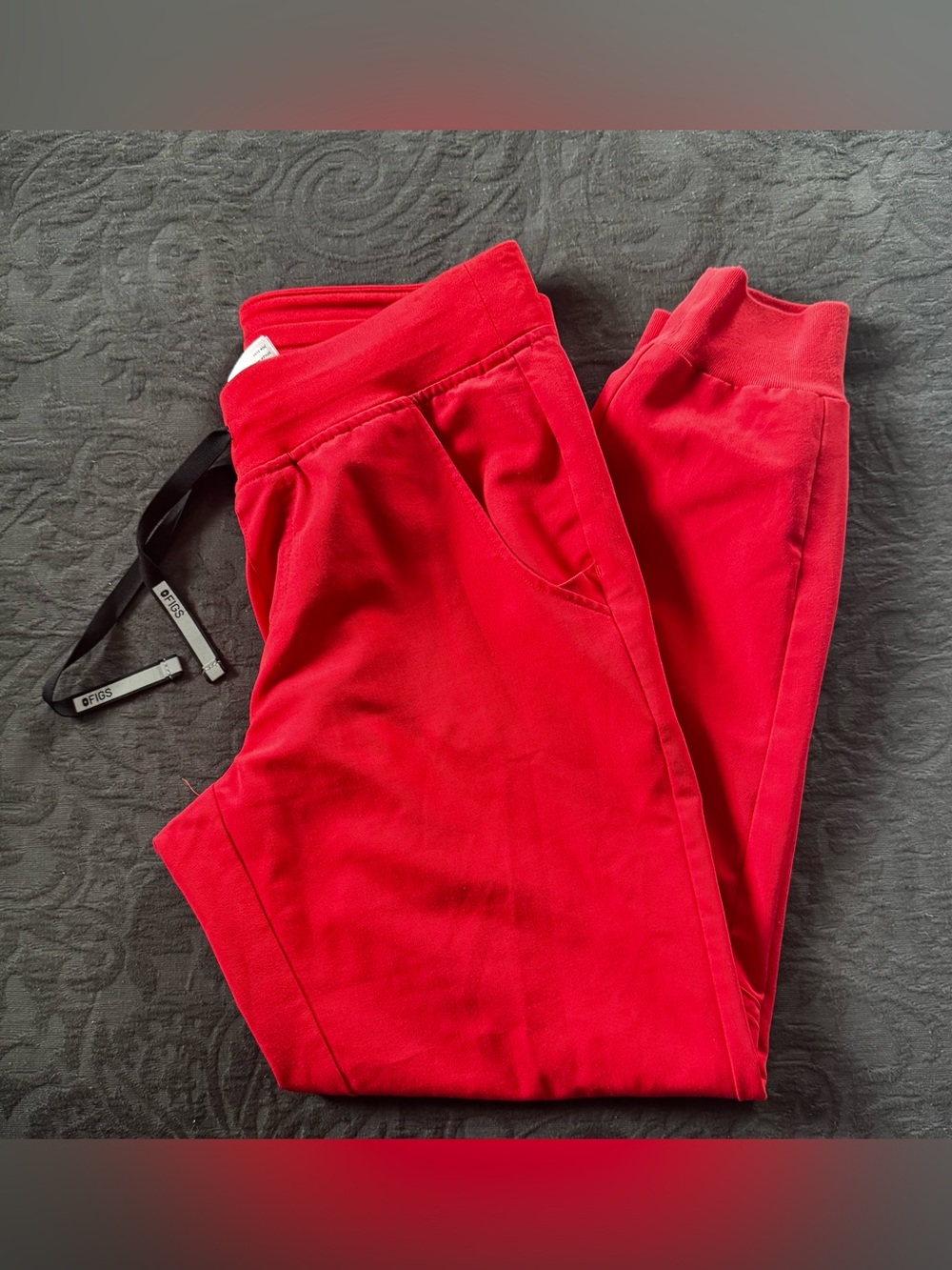 FIGS Women’s Small Petite Neon Red Zamora Jogger Scrub Pants